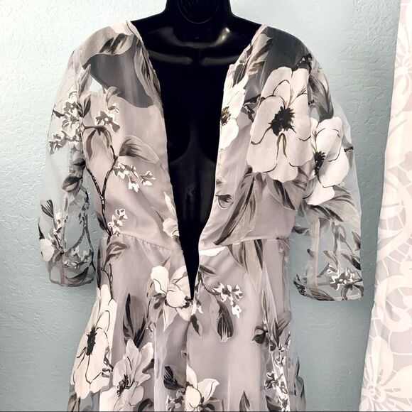 Gray Floral Organza A-Line Dress Size XL - Picture 10 of 11
